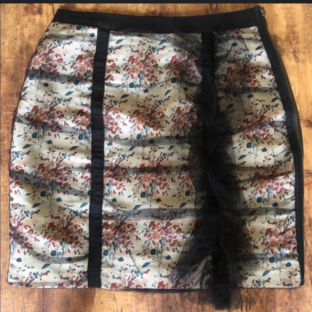 Pencil skirt